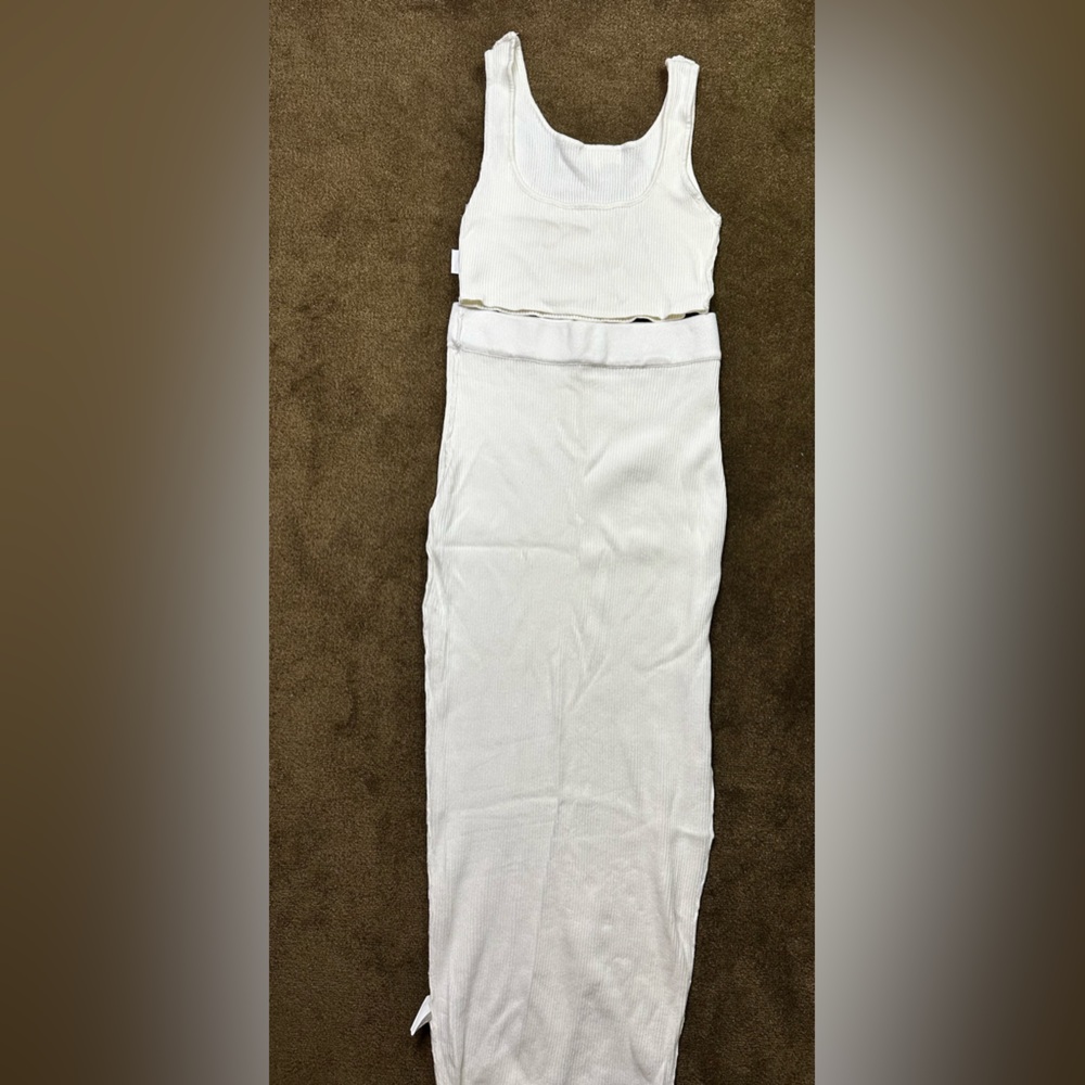 White Ribbed 2 piece skirt set. Partially new